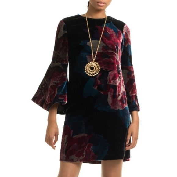 💕TRINA TURK💕 Floral Bell Sleeve Velvet Astral Dress 6 - Picture 2 of 8